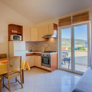 Tatjana Apartment Cres
