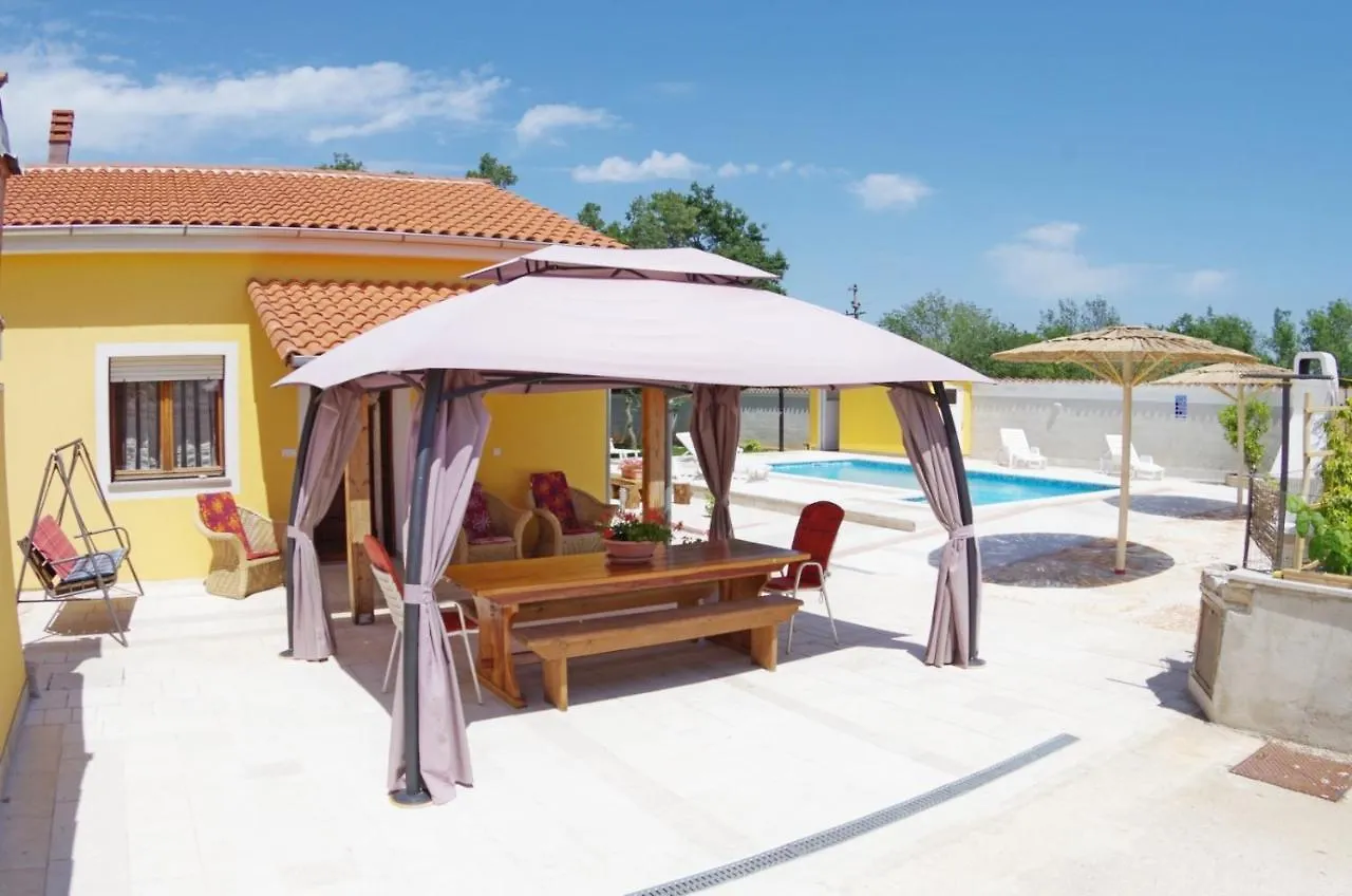Villa House Oliva, Sveti Kirin Svetvinčenat