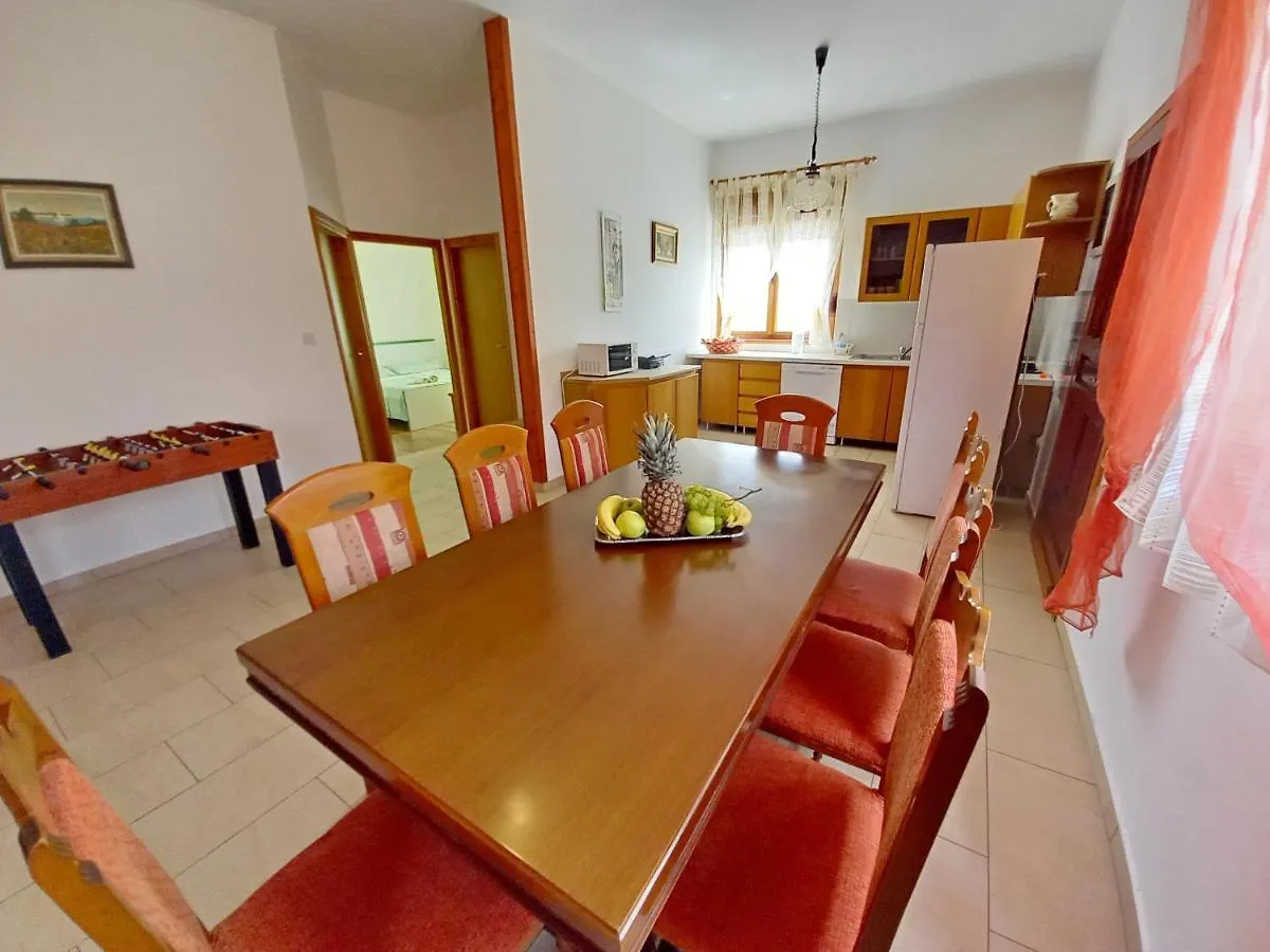 House Oliva, Sveti Kirin Villa Svetvinčenat Kroatien